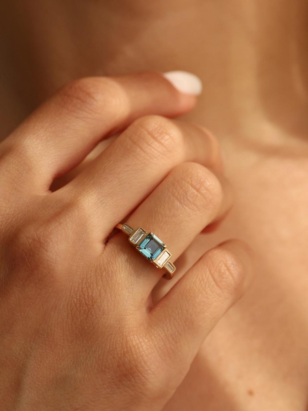 Art Deco Royal Tide Sapphire
