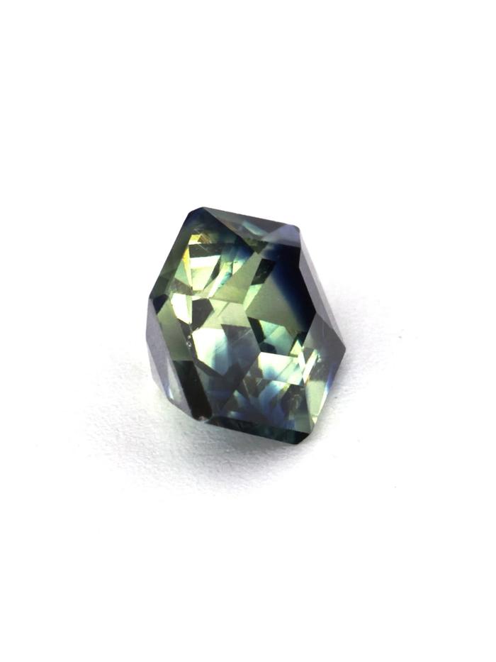 Nangi fine jewelry - teal / Peacock gemstone in gold