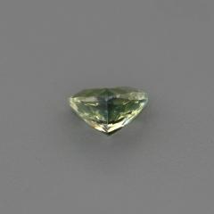 Nangi fine jewelry - green gemstone in gold