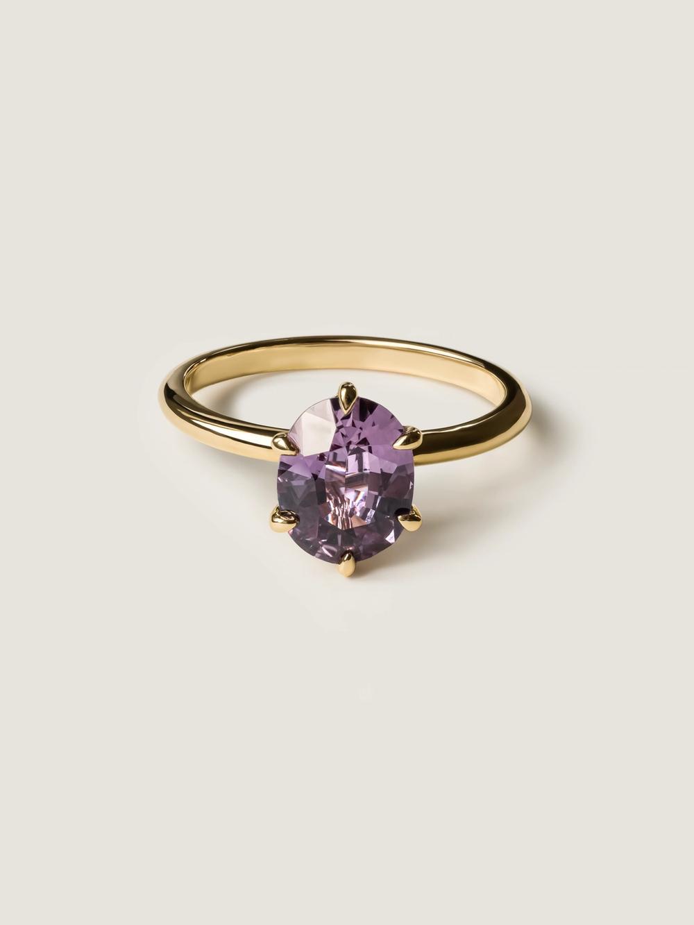 Smoky Plum Oval Sapphire Ring 