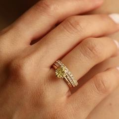 Nangi fine jewelry - yellow ring in yellow gold