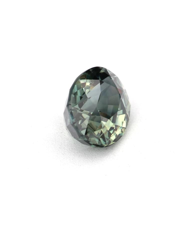 Nangi fine jewelry - green gemstone in gold