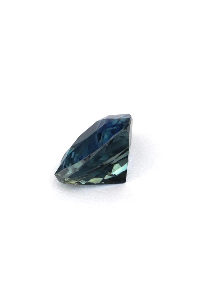 Nangi fine jewelry - blue gemstone in gold