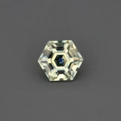 Nangi fine jewelry - green gemstone in gold
