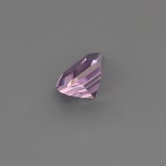 Nangi fine jewelry - pink gemstone in gold