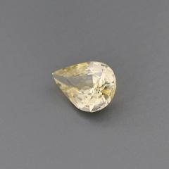 Nangi fine jewelry - yellow gemstone in gold