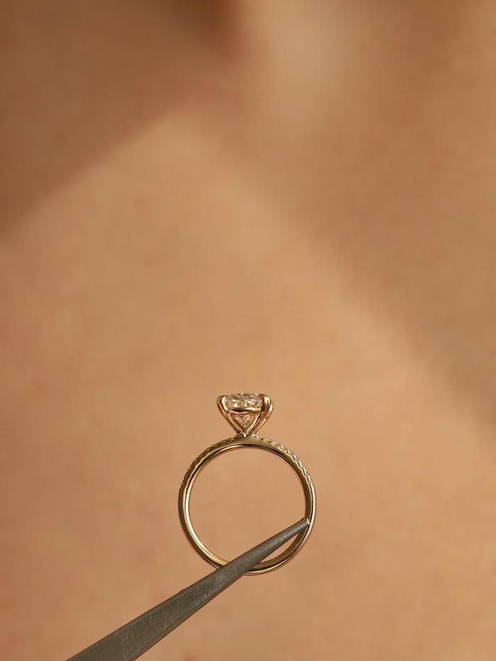 Nangi fine jewelry - ring in yellow gold
