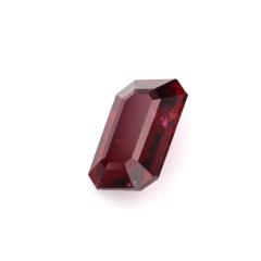 Nangi fine jewelry - red ruby gemstone in gold