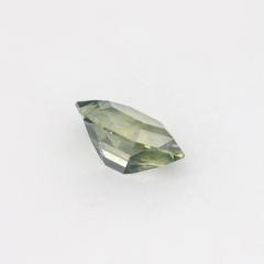 Nangi fine jewelry - green sapphire gemstone in gold