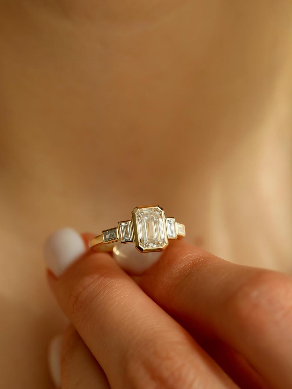Deco Emerald Diamond Ring – 2.00 Carat