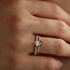 Nangi fine jewelry - champagne ring in yellow gold