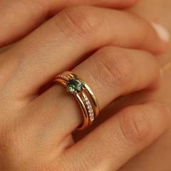 Nangi fine jewelry - green sapphire ring in yellow gold