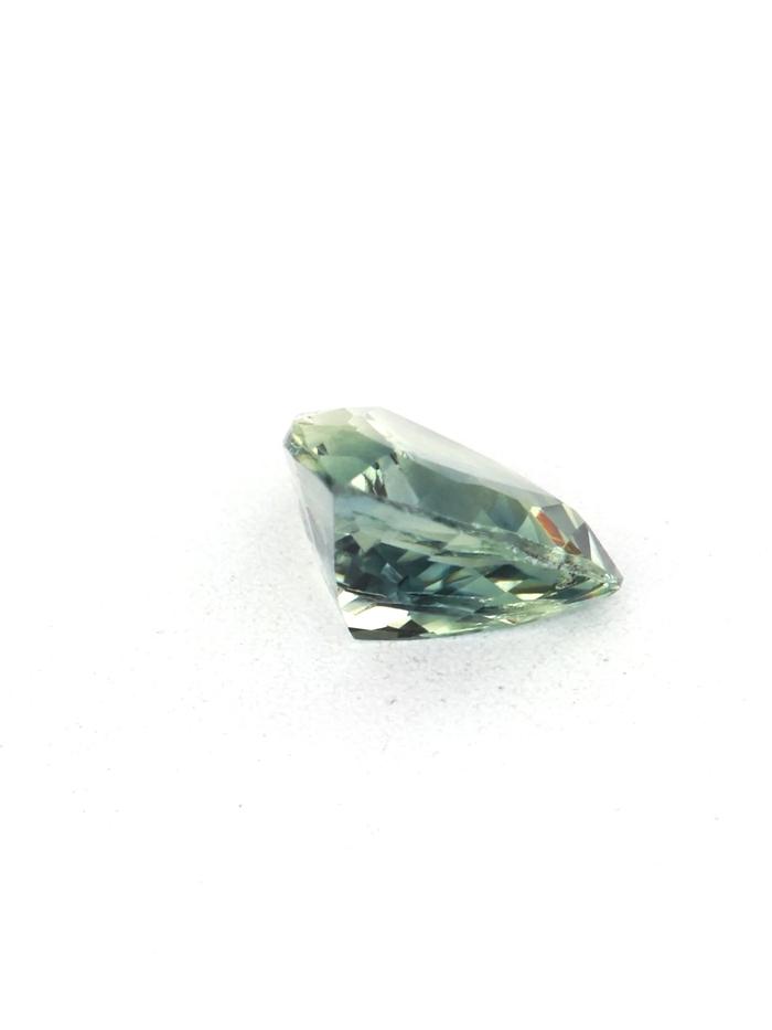 Nangi fine jewelry - green gemstone in gold