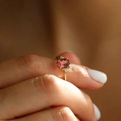 Nangi fine jewelry - pink ring in yellow gold