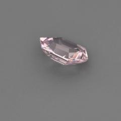 Nangi fine jewelry - pink sapphire gemstone in gold