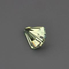 Nangi fine jewelry - green gemstone in gold