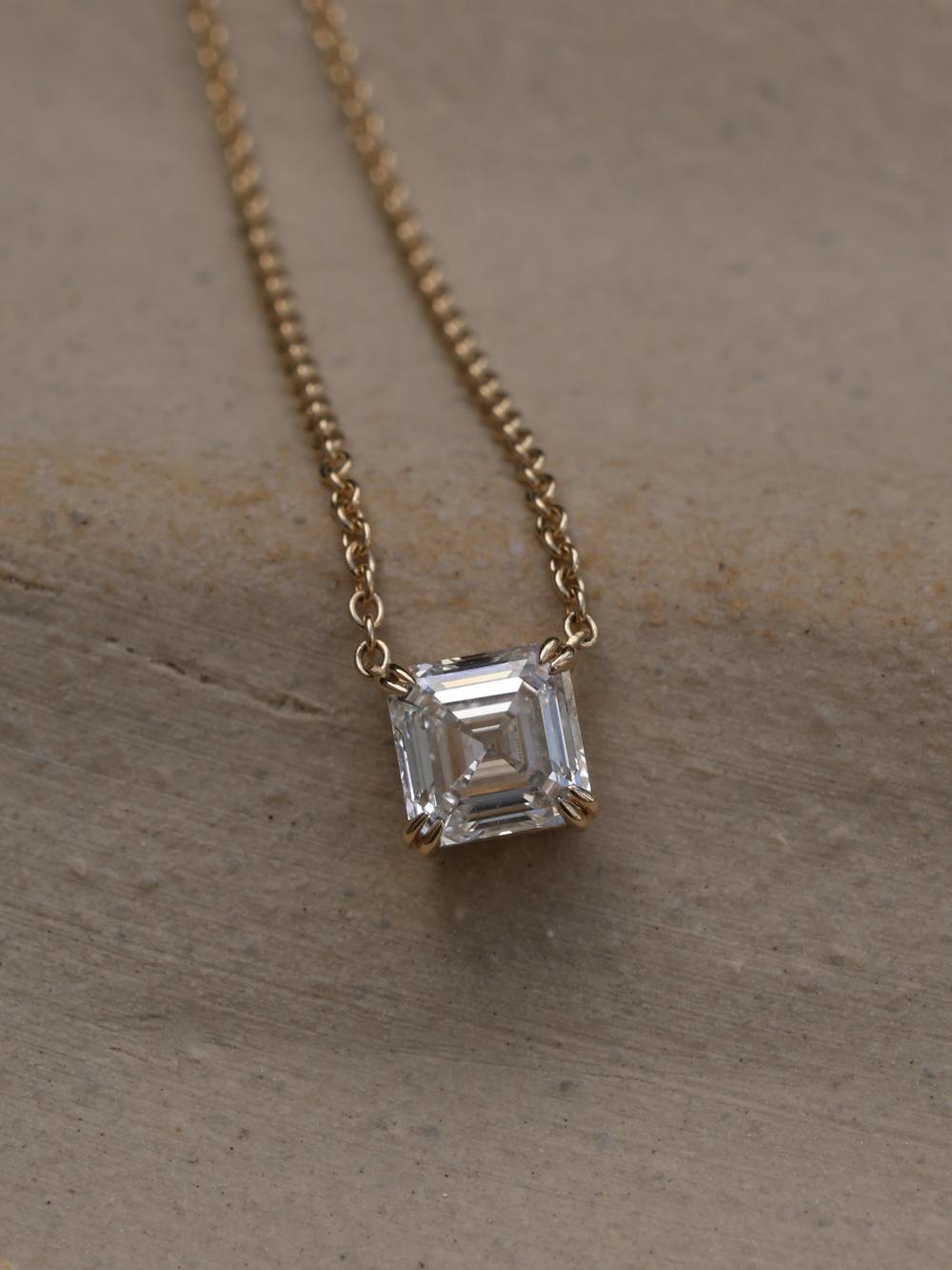 Asscher Swan Chain