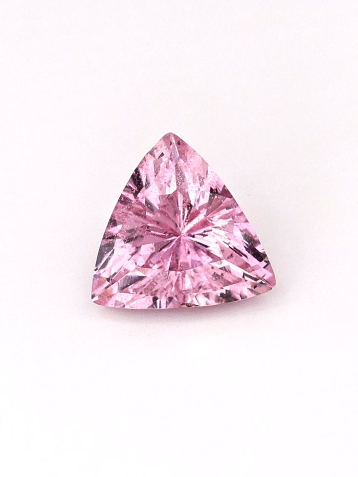 Nangi fine jewelry - pink gemstone in gold