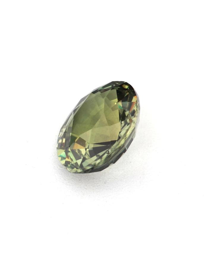 Nangi fine jewelry - green gemstone in gold