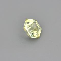 Nangi fine jewelry - yellow gemstone in gold