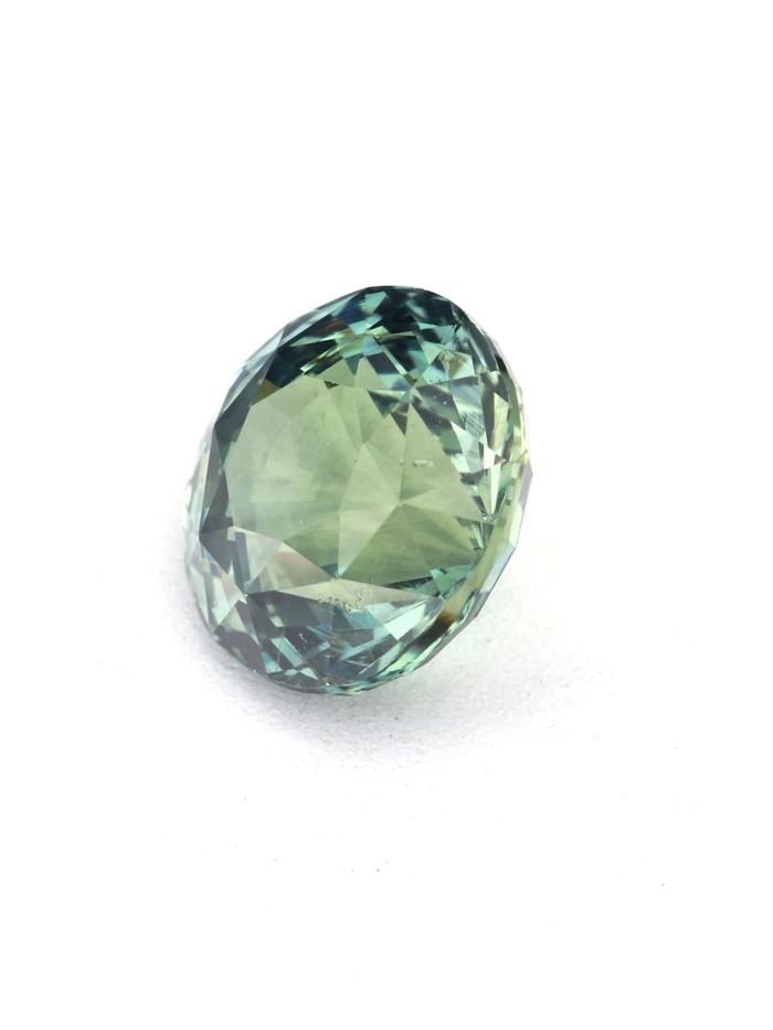 Nangi fine jewelry - green gemstone in gold