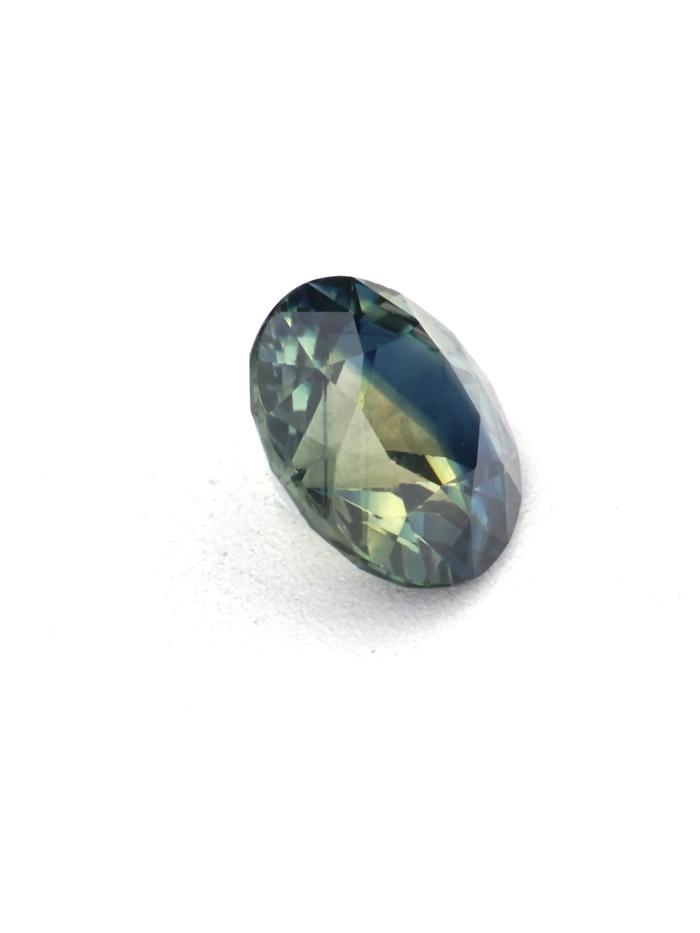 Nangi fine jewelry - green gemstone in gold