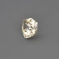 Nangi fine jewelry - champagne sapphire gemstone in gold
