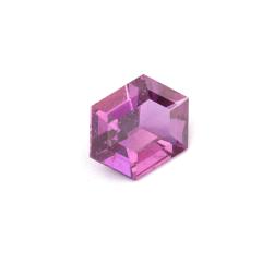 Nangi fine jewelry - pink sapphire gemstone in gold