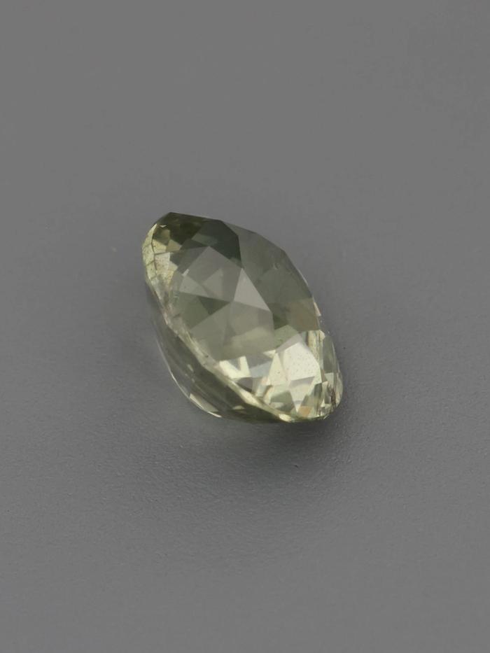 Nangi fine jewelry - yellow gemstone in gold