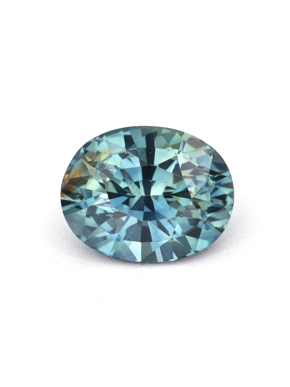 Ceylon Tropic Sapphire — 1.08 ct Oval Cut