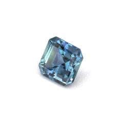 Nangi fine jewelry - blue gemstone in gold