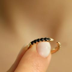 Nangi fine jewelry - black sapphire ring in gold
