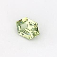Nangi fine jewelry - green gemstone in gold