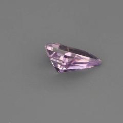 Nangi fine jewelry - pink gemstone in gold