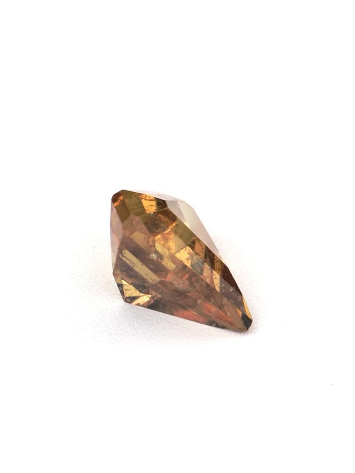 Nangi fine jewelry - champagne gemstone in gold