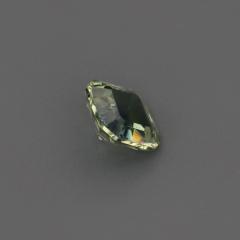 Nangi fine jewelry - green gemstone in gold