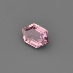 Nangi fine jewelry - pink gemstone in gold