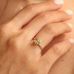 Nangi fine jewelry - yellow sapphire ring in yellow gold