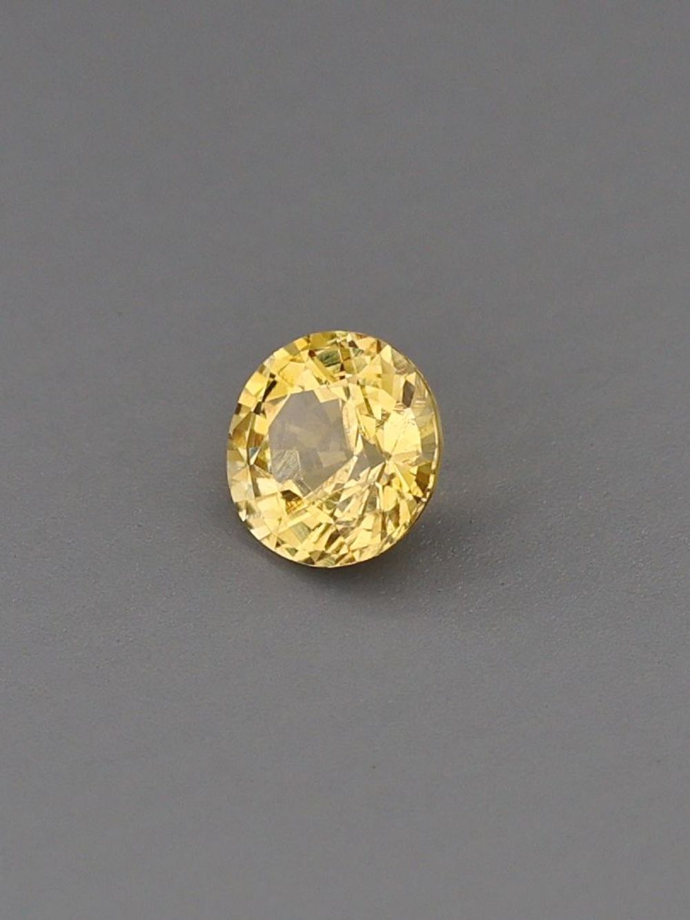 0.44 ct Canary Yellow, Round Sapphire 