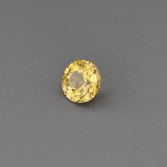 Nangi fine jewelry - yellow gemstone in gold