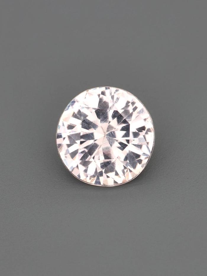 Nangi fine jewelry - champagne gemstone in gold