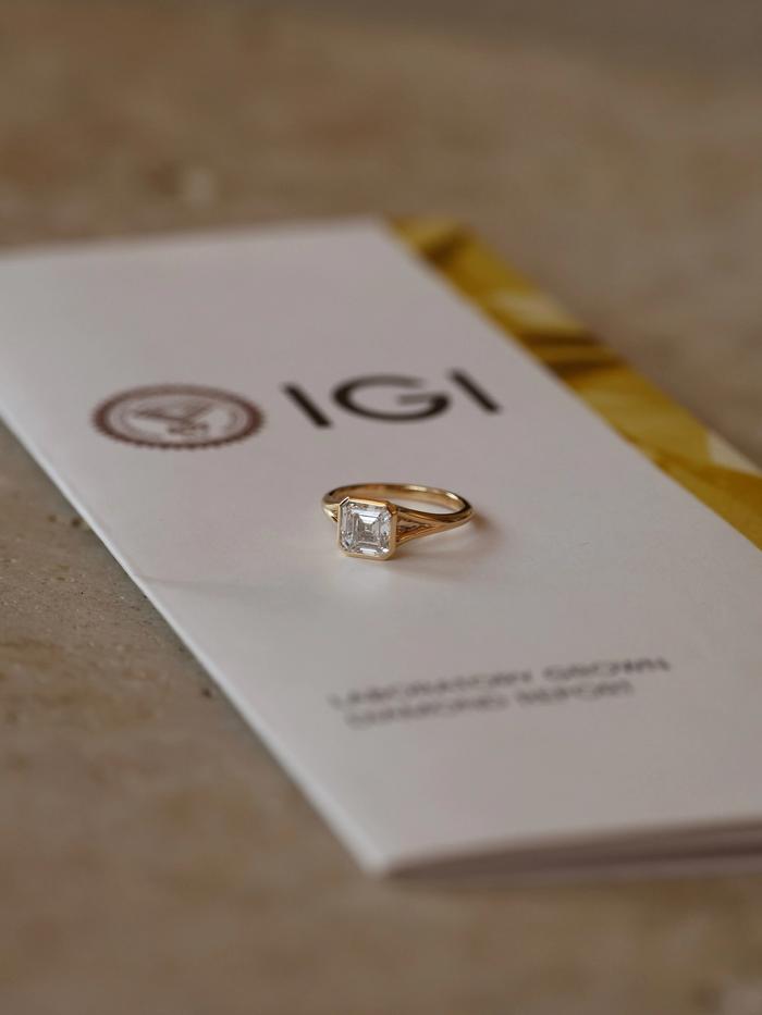 Nangi fine jewelry - lab-grown diamond ring in gold