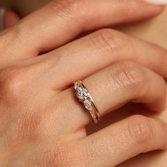 Nangi fine jewelry - white lab-grown diamond ring in gold