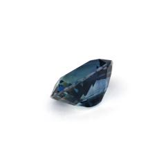 Nangi fine jewelry - teal / Peacock sapphire gemstone in gold