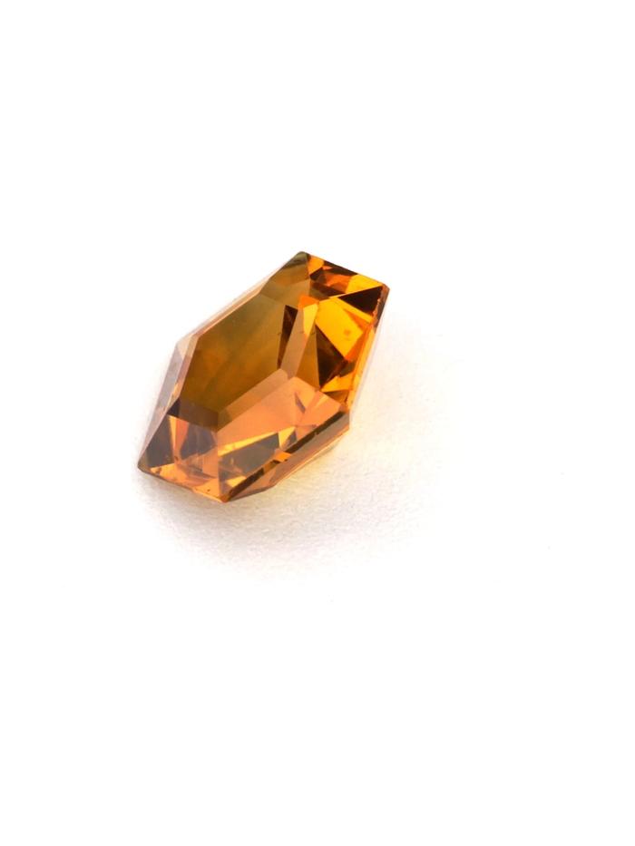 Nangi fine jewelry - orange gemstone in gold