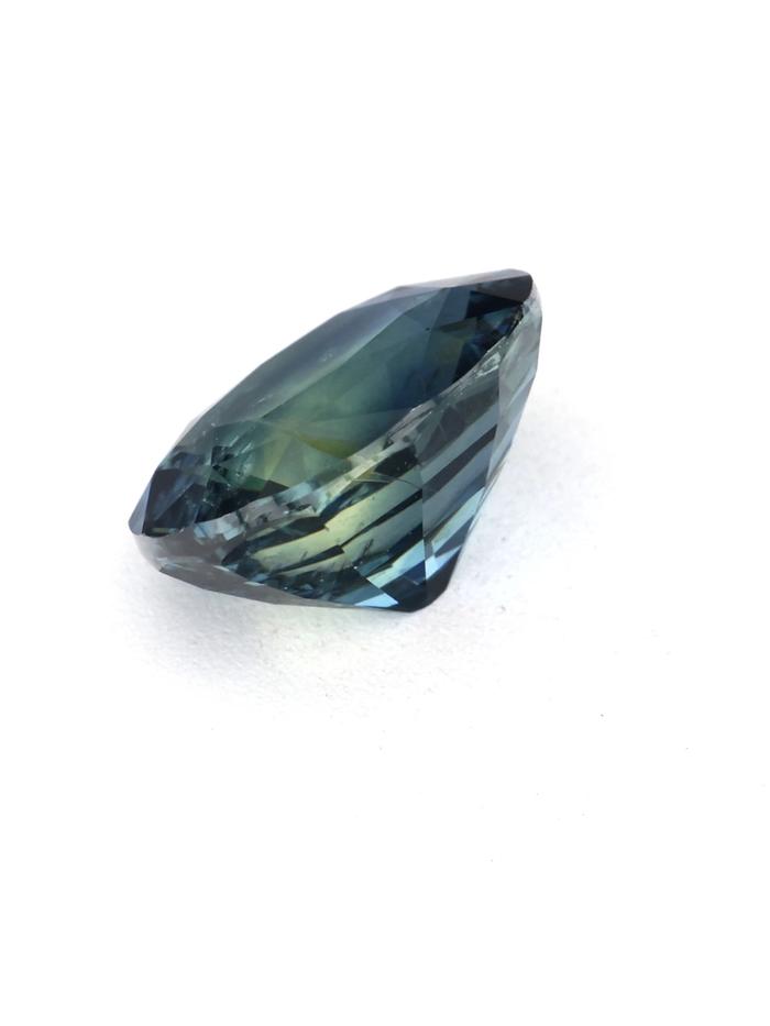 Nangi fine jewelry - teal / Peacock sapphire gemstone in gold