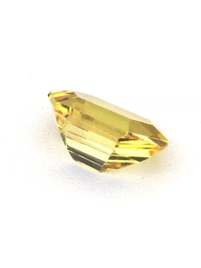 Nangi fine jewelry - yellow gemstone in gold
