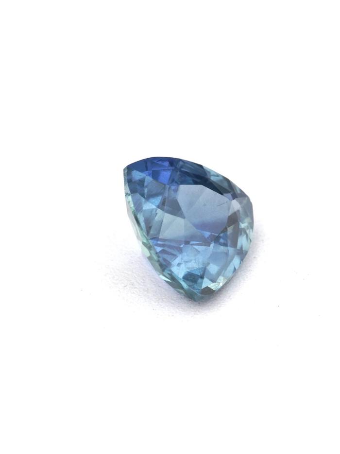 Nangi fine jewelry - blue gemstone in gold