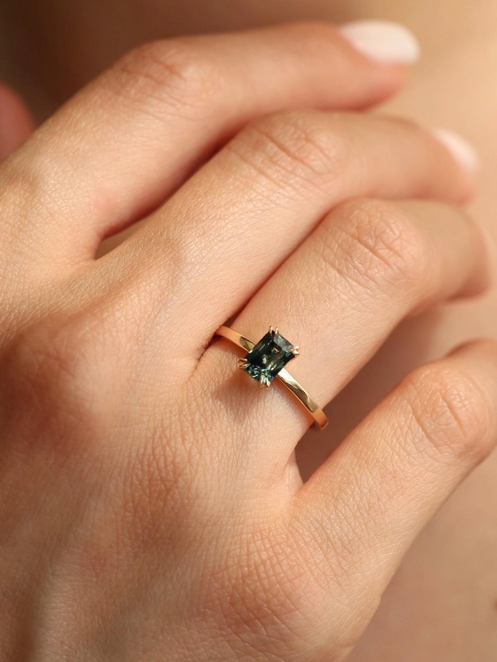 Ocean Sapphire & Double Prongs