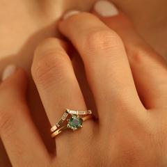 Nangi fine jewelry - green ring in yellow gold